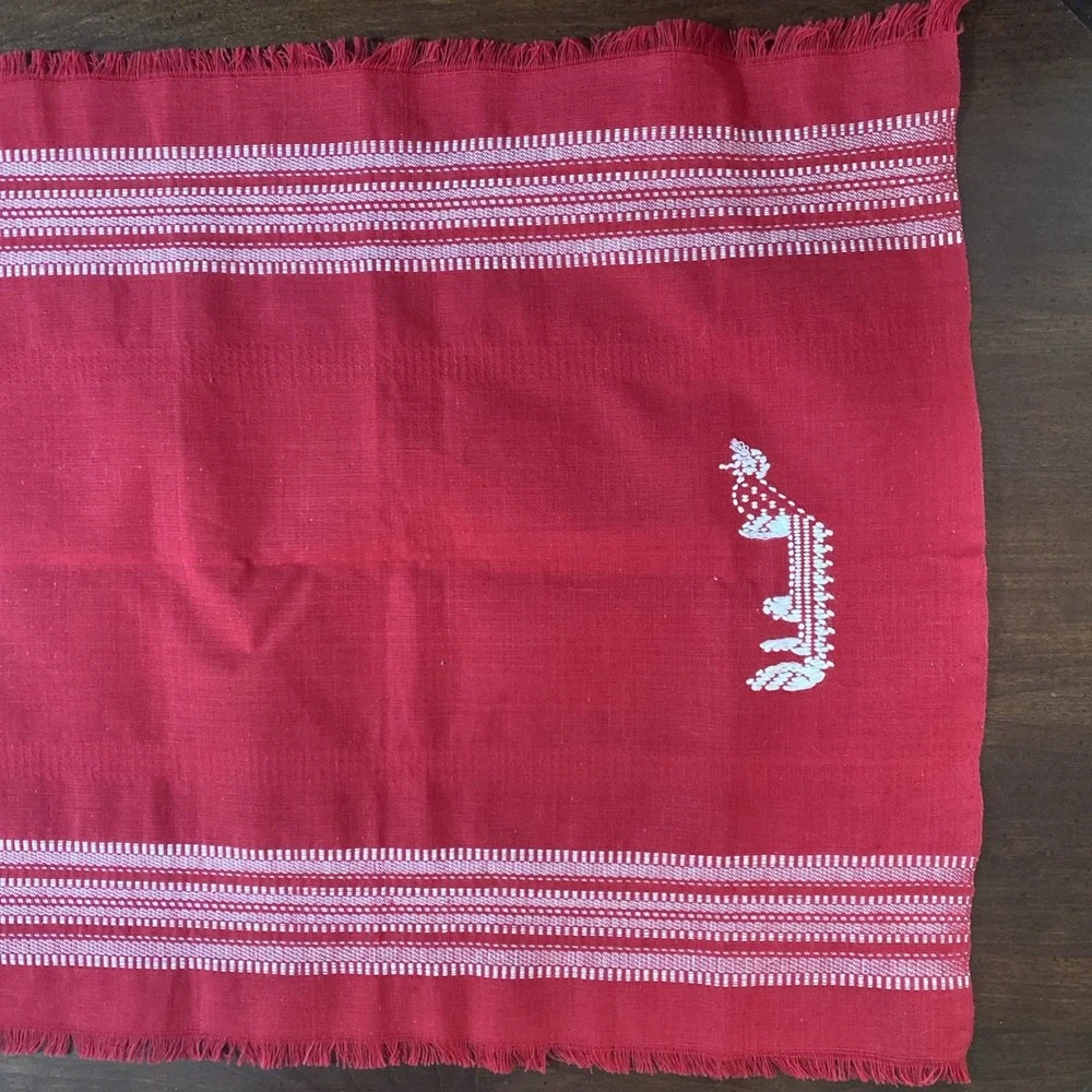 Vintage Woven Red Table Runner‎ White Stripes Peacocks Birds Fringe